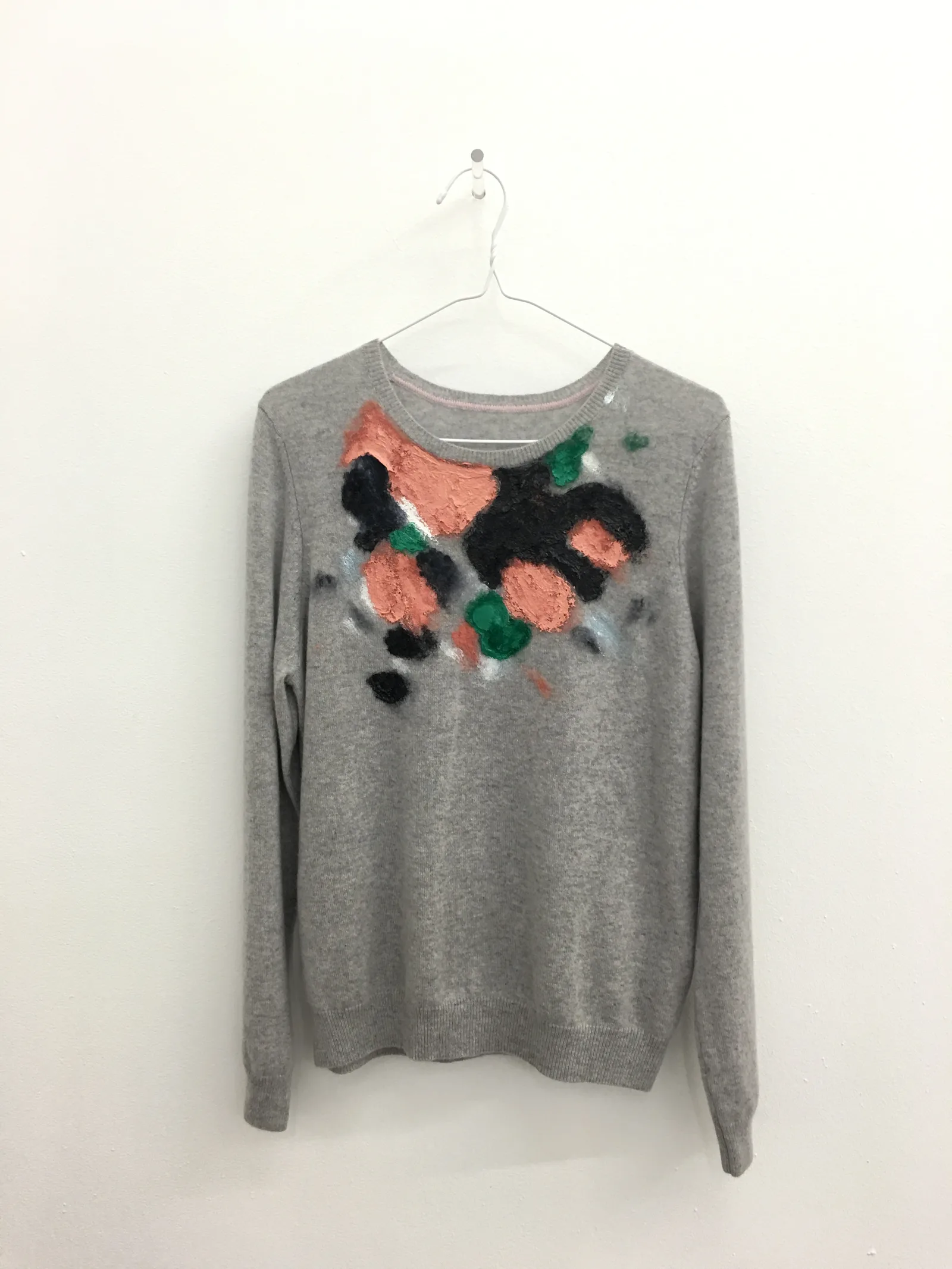 Susie Green, Painting Jumper (grey), 2016