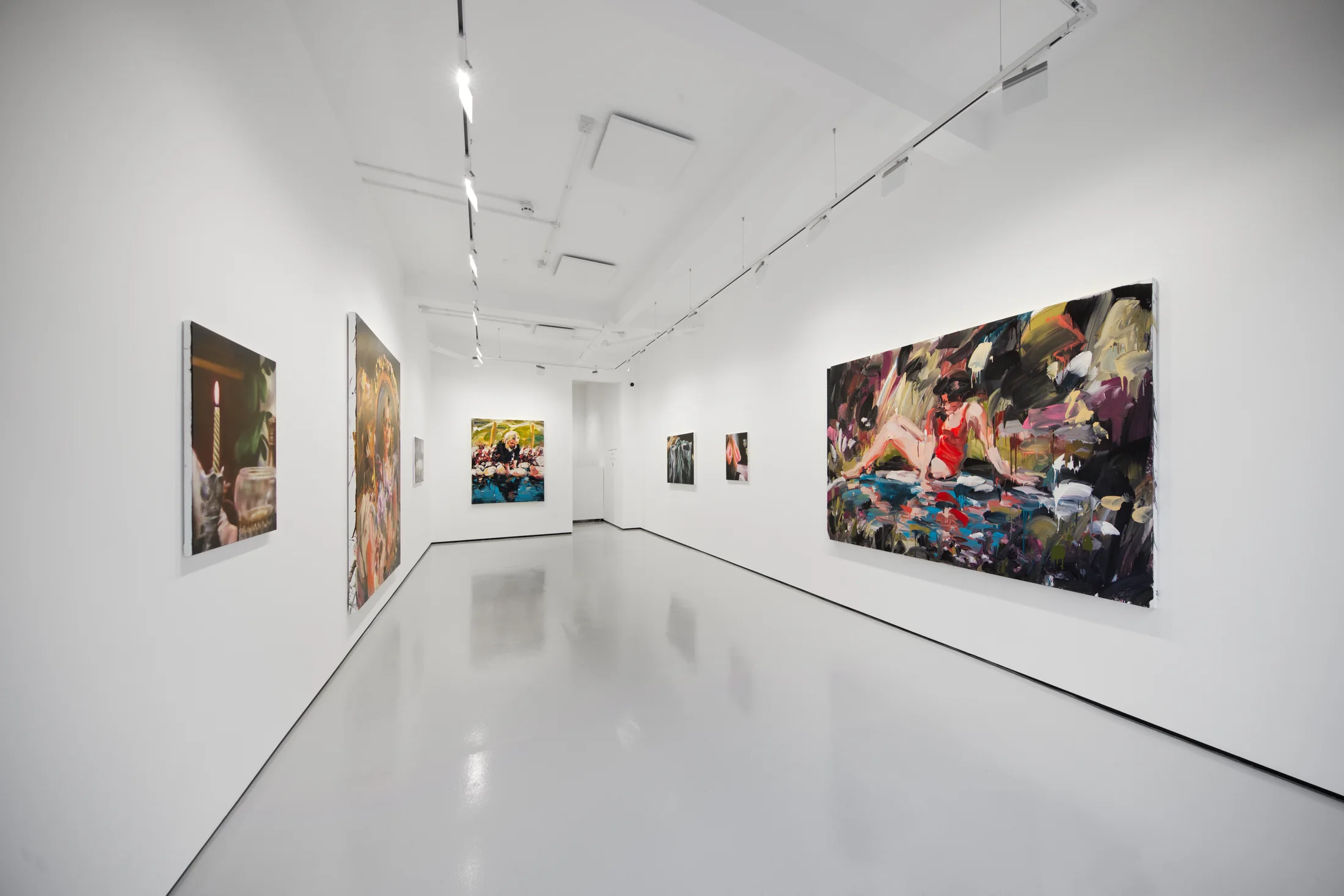 Installation shots of 'Cadence' by Laura Lancaster and Rachel Lancaster at Workplace | London